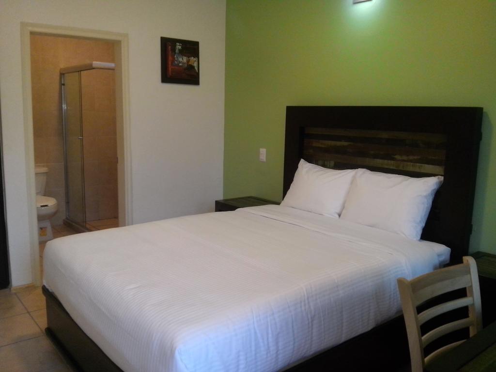 Happy Express Hotel Oaxaca Quarto foto